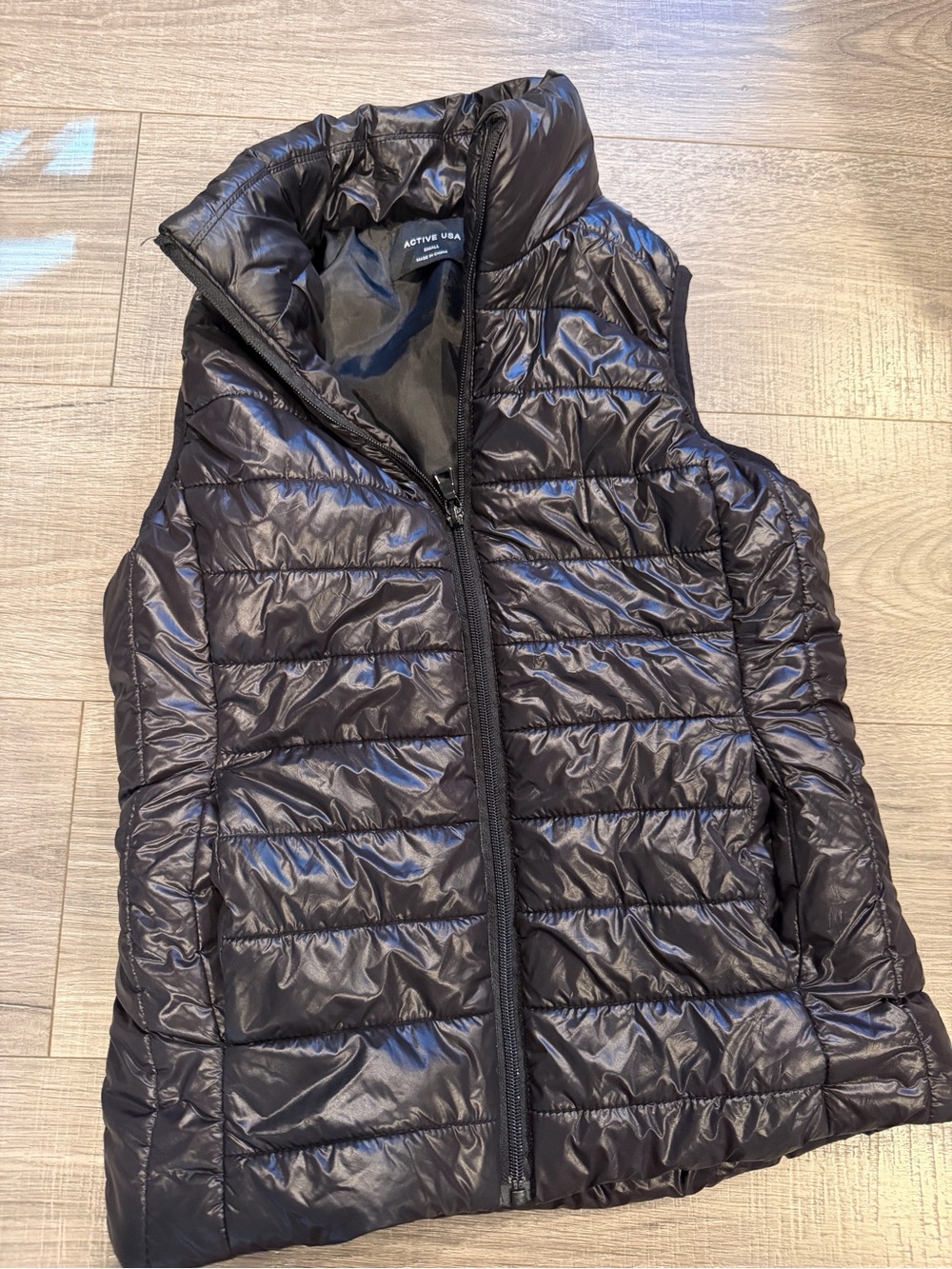 Active USA Women's Shiny Black Quilted Puffer Vest